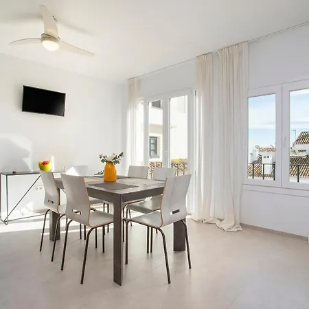 Puerto Banus Bliss By Rent Me Марбелья
